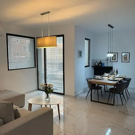 Apartment Luis Luxury