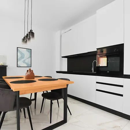 Luis Luxury Apartament Saranda