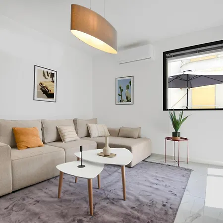 Luis Luxury Sarandë