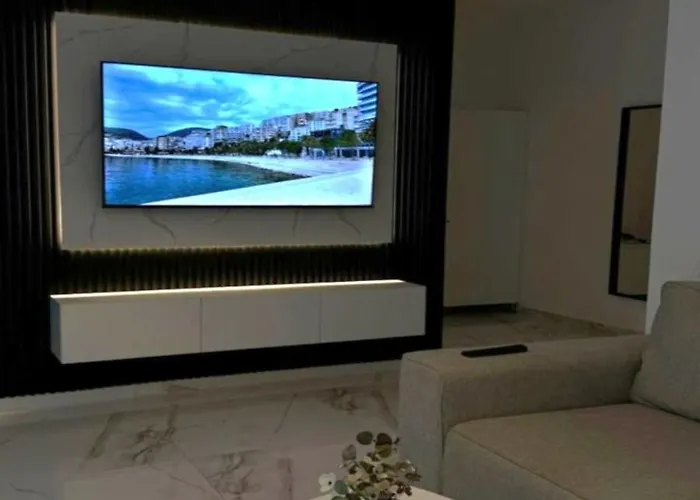 Luis Luxury Sarandë